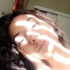 Meet your Posher, Divina